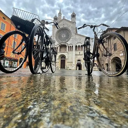 Appartamento In Centro A Modena - Ca' Pomposa Bed&Relax